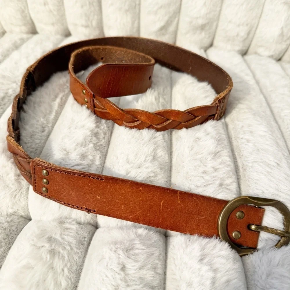Vintage genuine leather belt.
